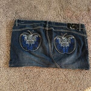 Vintage Y2K women’s Apple Bottom Blue Denim mini skirt Distressed Jeans Size L